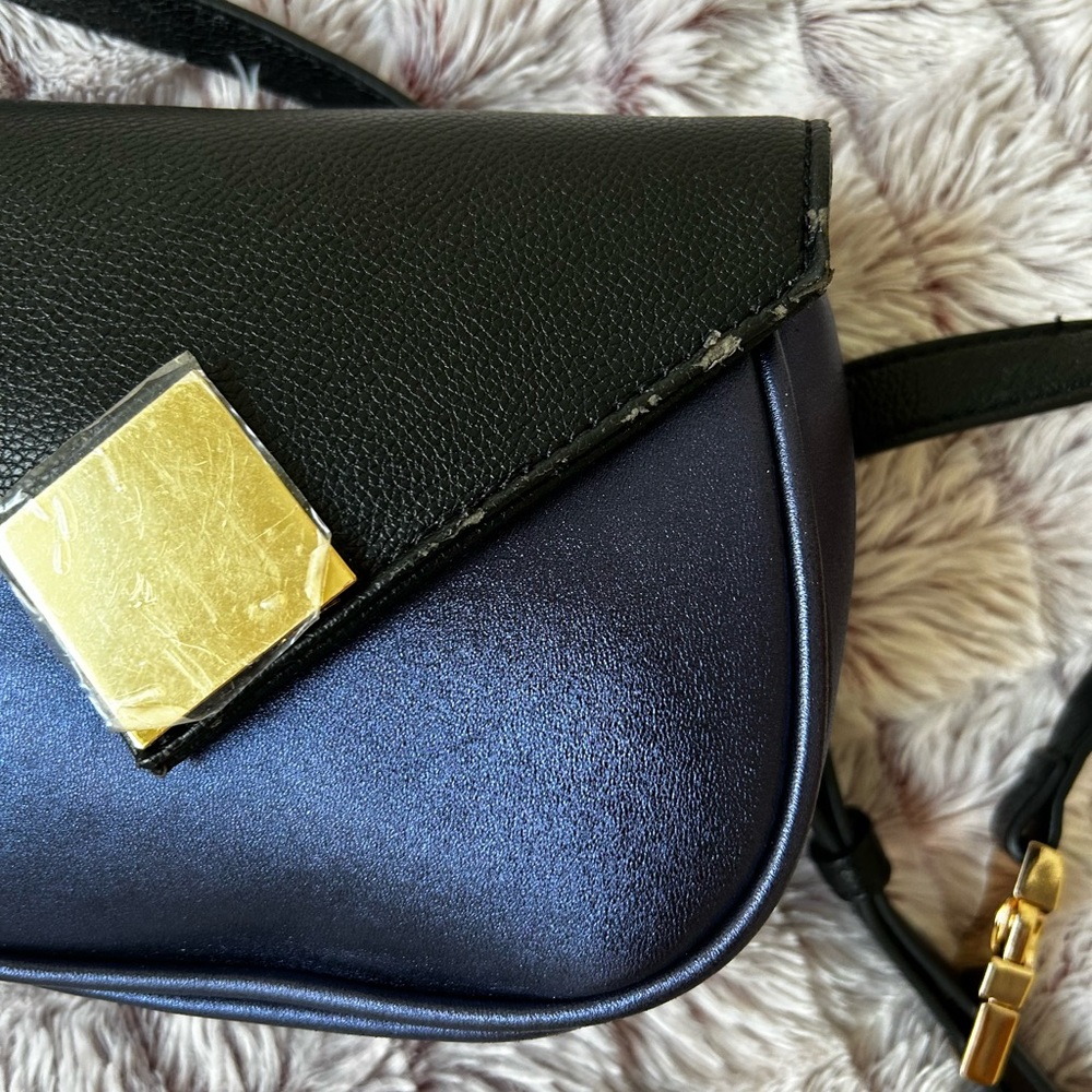 Fanny Pack - Picture 5 of 5